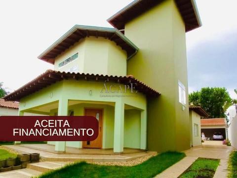 Casa à venda em Artur Nogueira, Centro, com 3 quartos, com 219.34 m²